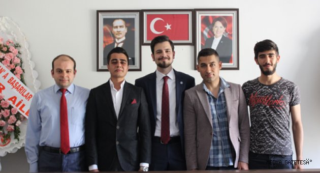 İYİ PARTİ EN GENÇ MİLLETVİKİLİ ADAY ADAYI