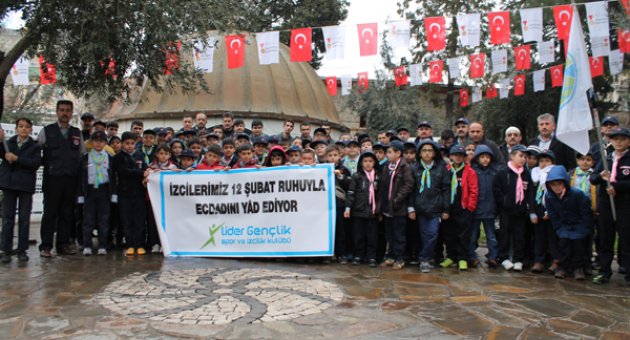 İZCİLER 12 ŞUBAT RUHUYLA ECDADINI YÂD ETTİ