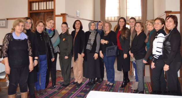 Kadın Platformu, 8 Mart Dünya Emekçi Kadın Günü İçin Toplandı