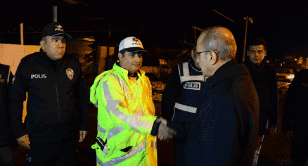 Kahramanmaraş Emniyet Müdürü İnci, yeni yıla polis ziyaretiyle girdi