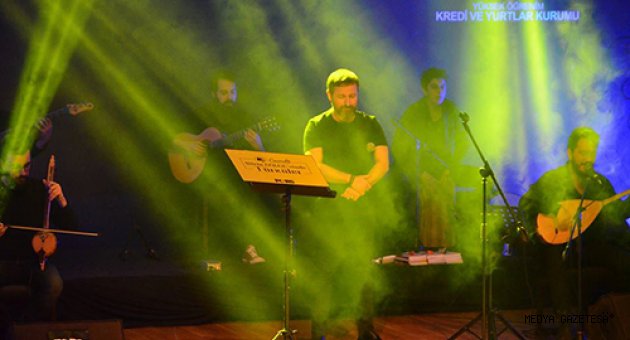 Kahramanmaraş’ta KYK’lı Gençlere Türkü ve Şiir Dinletisi