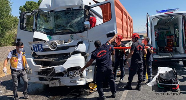 Kahramanmaraş'ta 2 tır çarpıştı: 1 yaralı