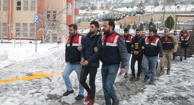 Kahramanmaraş'ta 4 DEAŞ şüphelisi gözaltına alındı