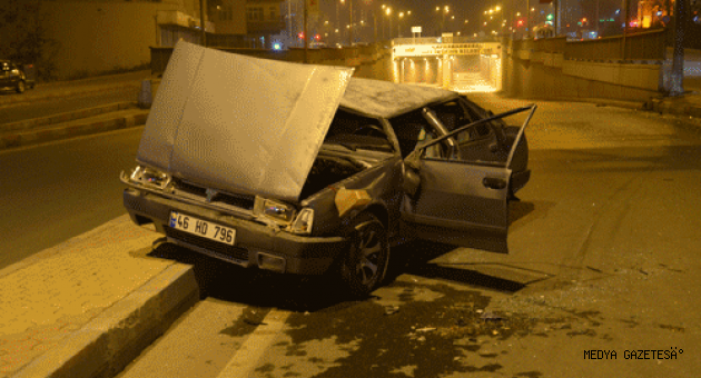 Kahramanmaraş'ta devrilen otomobilin sürücüsü ağır yaralandı