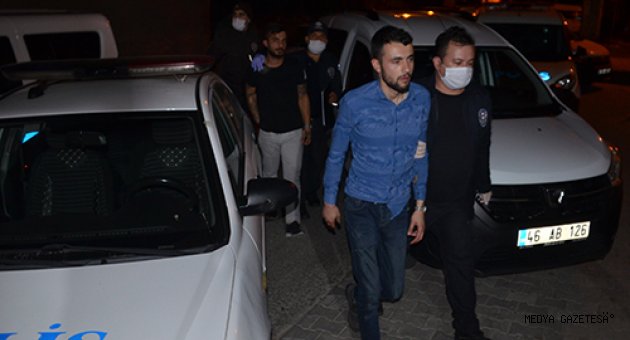 Kahramanmaraş'ta havaya ateş edilen araçtaki 4 kişi yakalandı