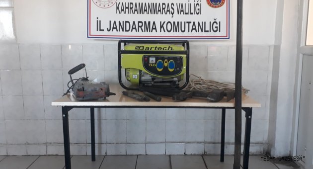 Kahramanmaraş'ta kaçak kazı yapan 3 kişi yakalandı