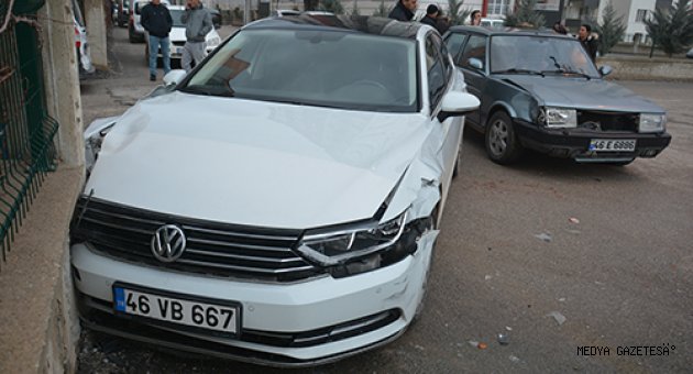 Kahramanmaraş'ta otomobil duvara çarptı: 4 yaralı