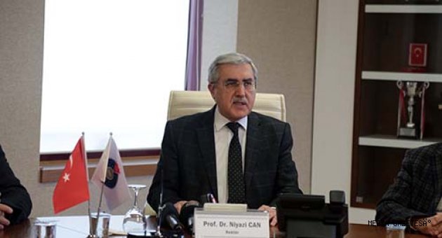 Kahramanmaraş'ta üniversite öğrencileri binalarının risk taşıdığı iddiasıyla eylem yaptı