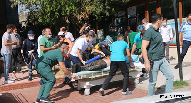 Kahramanmaraş'ta yalıtım malzemesi kokusundan etkilenen 4 işçi hastaneye kaldırıldı