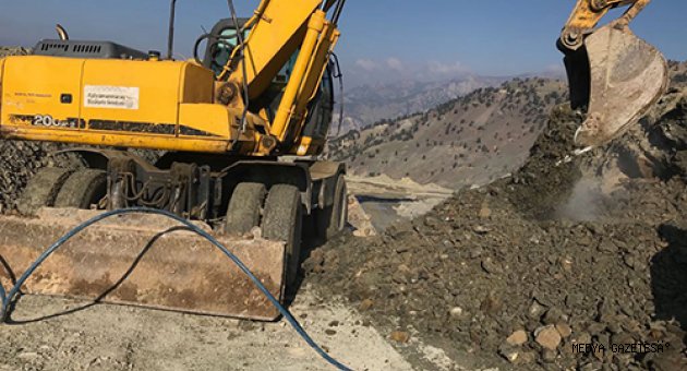 KARAMANLI YOLUNDA ÇALIŞMALAR DEVAM EDİYOR