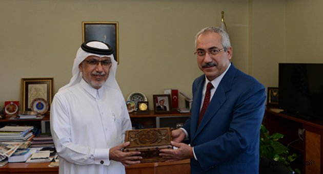 Katarlı Yazar Al-Harmi, Rektör Deveci’yi Ziyaret Etti