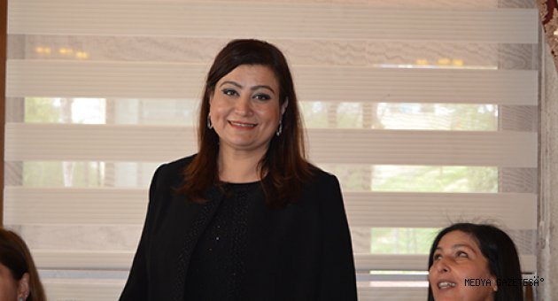 Kayıran: Kadın, Gelecek Nesillerin Mimarıdır