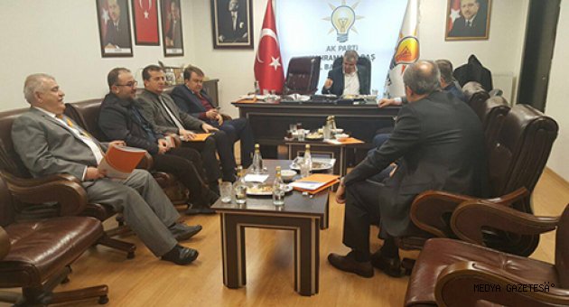 KAYNAK, İLÇE BELEDİYE BAŞKANLARI İLE BİR ARAYA GELDİ