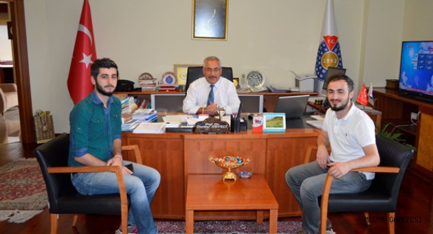 Kazazede Öğrenciden Rektör Deveci’ye Teşekkür Ziyareti