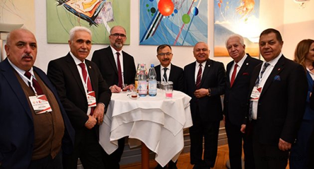 KGK heyeti Hanau'da acıları paylaştı