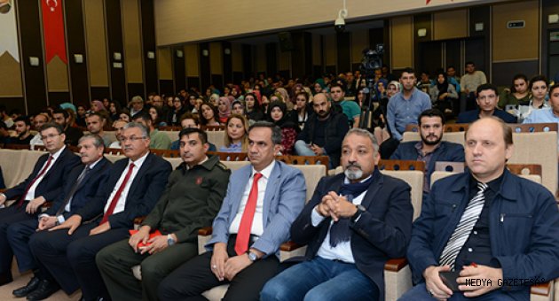 KSÜ’de “Atatürk’ün Cumhuriyet Anlayışı ve Demokrasi” Konulu Konferans Verildi