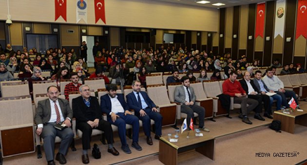 KSÜ’de “Öğretmenlikte Profesyonel Adımlar” Konulu Panel Düzenlendi