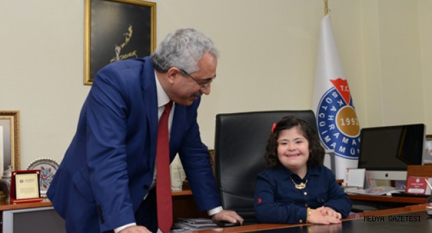 KSÜ’de Yeni Dönem: Rektör Deveci Koltuğunu Zeynep Sude Bilginer’e Devretti