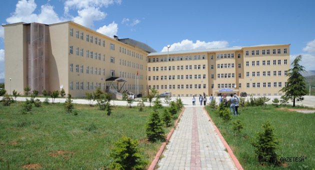 KSÜ Göksun MYO Mezunlarından Gururlandıran Başarı