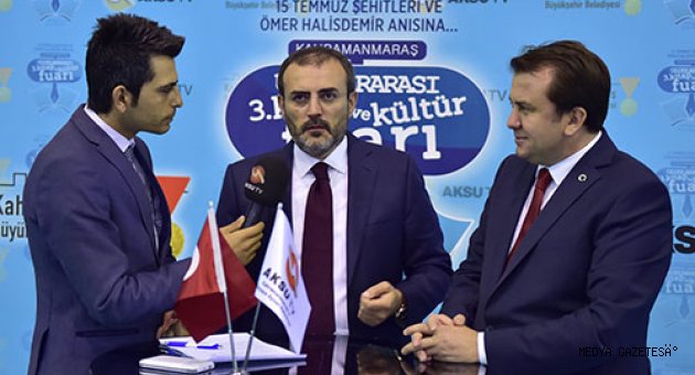 KÜLTÜR ESKİ BAKANI ÜNAL’DAN KİTAP FUARINI ZİYARET