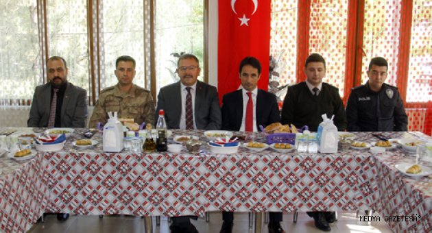 MAHALLE MUHTARLARINDAN BAŞKAN AYDIN’A ZİYARET