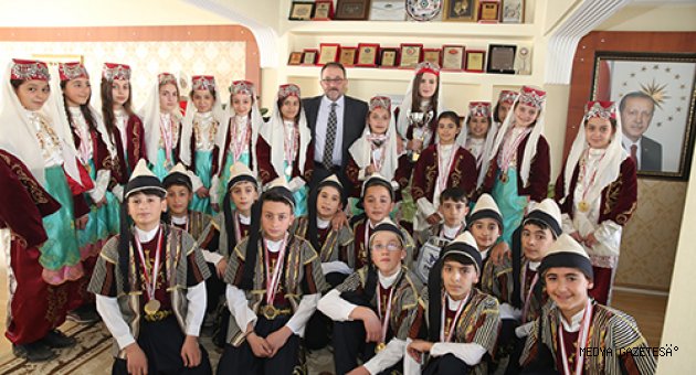 MİNİK HALK OYUNLARI EKİBİ ŞAMPİYONLUK HEYECANI