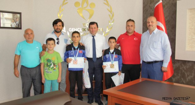 MİNİK JUDOCULARIMIZ TÜRKİYE ŞAMPİYONASINDAN MADALYALAR İLE DÖNDÜLER