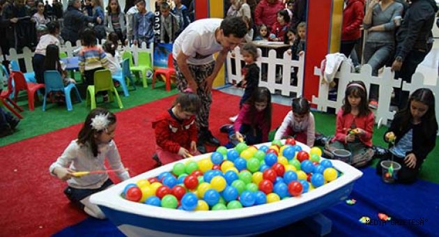Minikler Karne Sevincini Piazza’da Yaşayacak