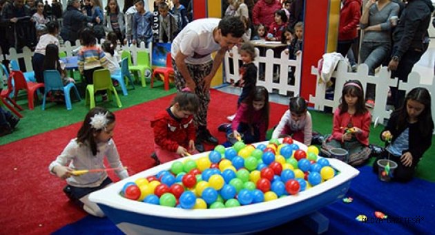 Minikler Karne Sevincini Piazza’da Yaşayacak