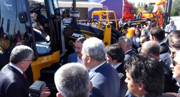 MST MARKA KAZICI YÜKLEYİCİLER TERCİH EDİLİYOR