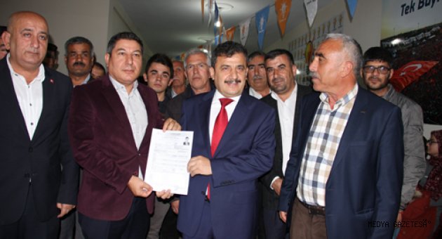 Mustafa Taşhan, Türkoğlu’ndan aday adayı oldu!