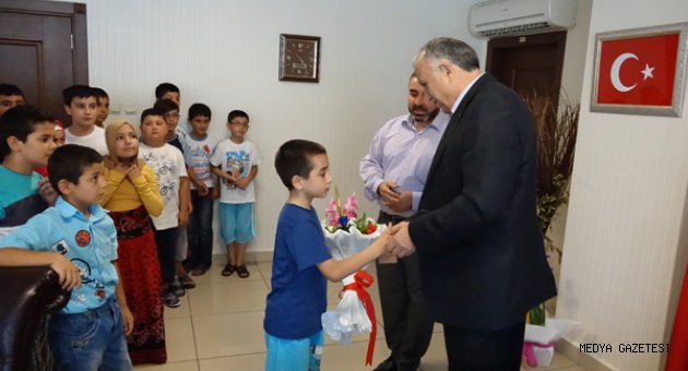 ÖĞRENCİLERDEN MÜFTÜ VE DİYANET YAYINEVİ ZİYARETİ