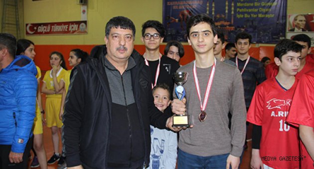 OKUL SPORLARI BASKETBOL B GRUBU İL BİRİNCİLİĞİ TURNUVASI TAMAMLANDI