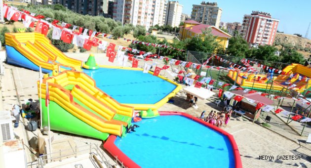 OKULA OYUN PARKURLU YÜZME HAVUZU