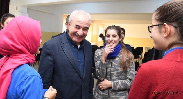 ONİKİŞUBAT BELEDİYESİ HEM OKUTMAK HEM DE UNUTTURMAMAK İSTİYOR