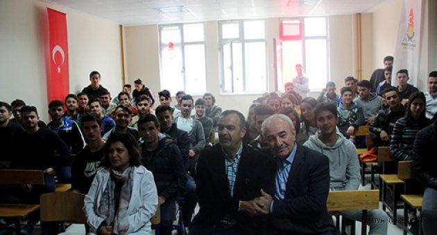 Onikişubat Belediyesi Okuma Oranını Arttırmak İçin Okur ve Yazarları Bir Araya Getiriyor