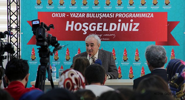 Onikişubat Belediyesi Okur Yazar Buluşması Etkinliği Gerçekleştirildi.