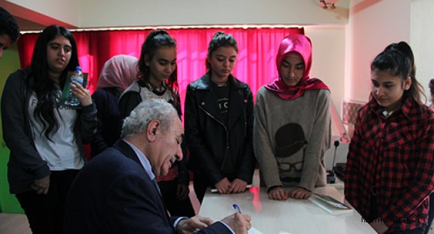 Onikişubat Belediyesi Okur Yazar Buluşması Etkinliği