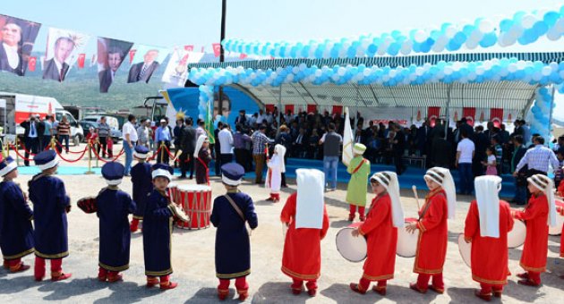 ONİKİŞUBAT EĞİTİMDE ATAĞA KALKTI