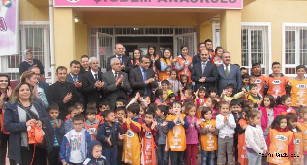 Onikişubat’ta Okullar Ağaçlandırılıyor