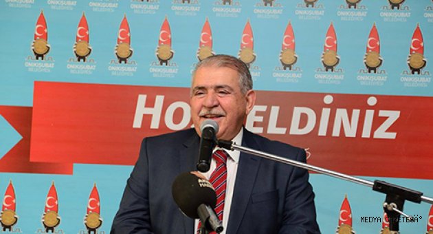 ONİKİŞUBAT, ÜNİVERSİTE GENÇLİĞİNE “SAFAHAT” HEDİYE ETTİ