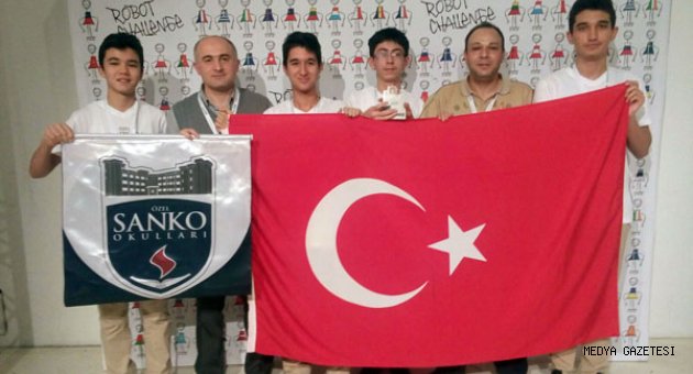 ÖZEL SANKO OKULLARI’NIN DÜNYA ŞAMPİYONLUĞU BAŞARISI