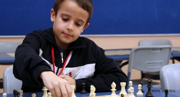 ÖZEL SANKO OKULLARI ÖĞRENCİSİ SATRANÇTA TÜRKİYE BEŞİNCİSİ OLDU