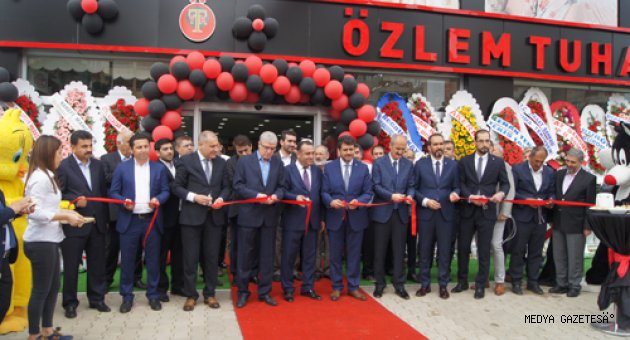 ÖZLEM TUHAFİYE YENİ ŞUBESİ AÇILDI
