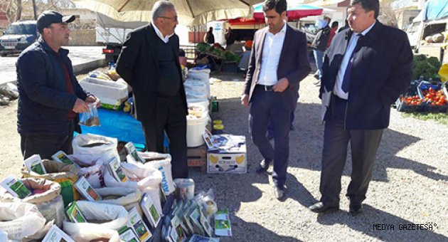 Pazarcı Esnafından 'Evet' Kampanyasına Destek İstediler