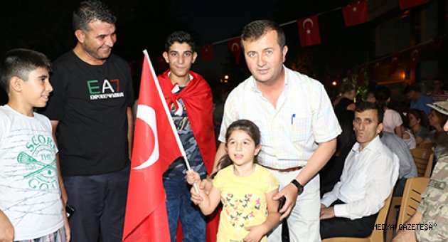 PAZARCIK 7’DEN 70’E TEK YÜREK