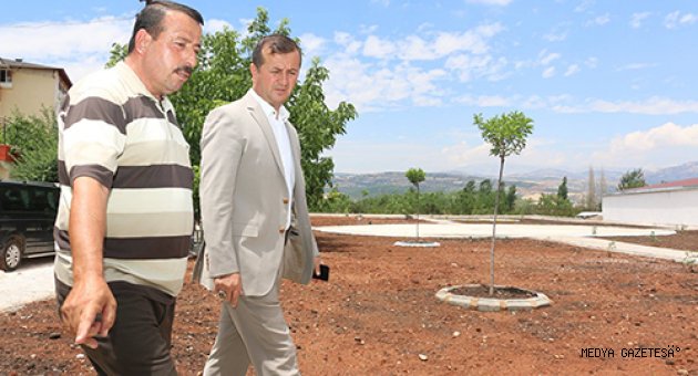 PAZARCIK BELEDİYESİ PARK ÇALIŞMALARINA DEVAM EDİYOR