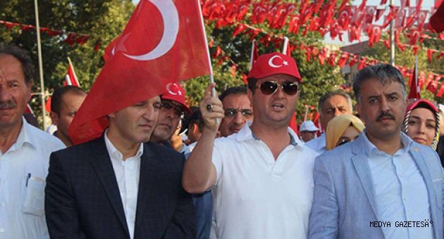 PAZARCIK HALKI DEMOKRESİ NÖBETİNİ KAHRAMANMARA’TA