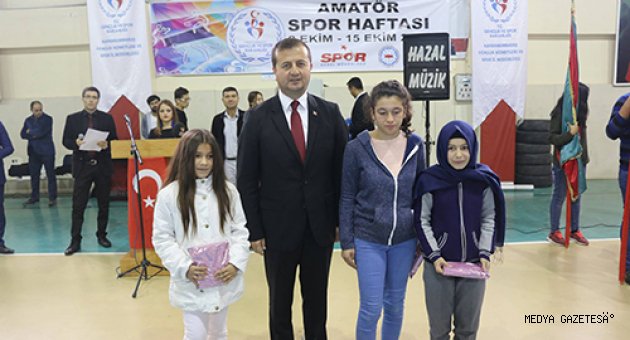 PAZARCIK’TA 29 EKİM CUMHURİYET BAYRAMI ÇOŞKUSU