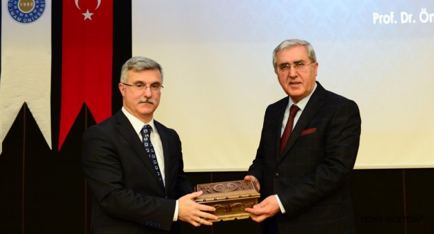 Rekabet Kurumu Eski Başkanı Prof.Dr. Ömer Torlak, Üniversitemizde “Dijitalleşen Ekonomilerde Rekabet ve Ahlak” Konulu Konferans Verdi